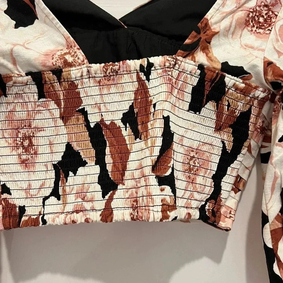 Express Floral Print Linen Blend Ruched Cropped Top NWT - Picture 6 of 16